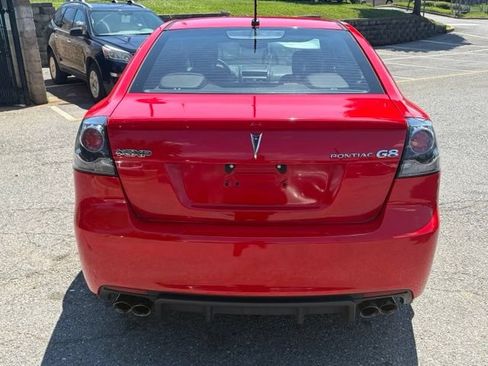 Used 2009 Pontiac G8 GXP RWD image 6