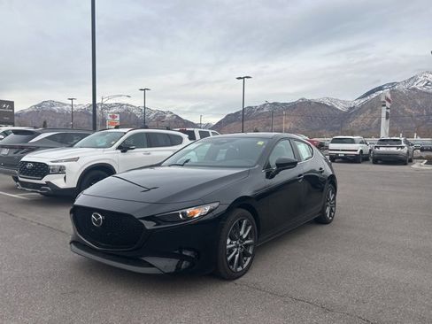 Used 2025 MAZDA MAZDA3 s image 1