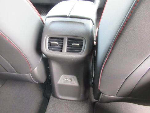 Used 2023 Buick Envision Essence w/ Sport Touring Package FWD image 30