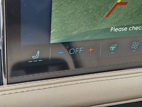 New 2026 Lincoln Corsair Reserve w/ Towing Package image 23