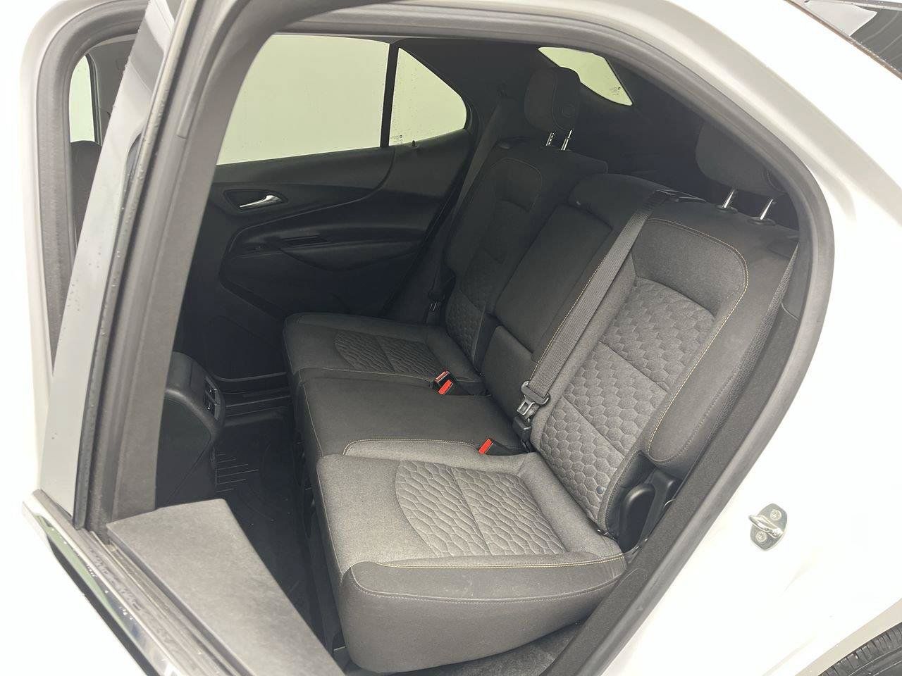 Used 2018 Chevrolet Equinox LT AWD/4WD image 10