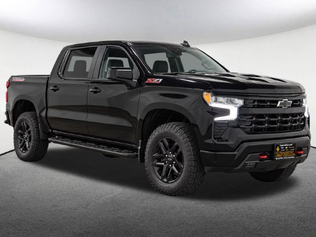 Used 2022 Chevrolet Silverado 1500 LT Trail Boss w/ Protection Package AWD/4WD image 2