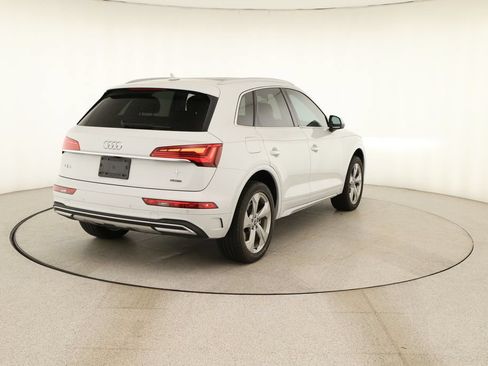 Used 2021 Audi Q5 2.0T Premium Plus w/ Premium Plus Package AWD/4WD image 6