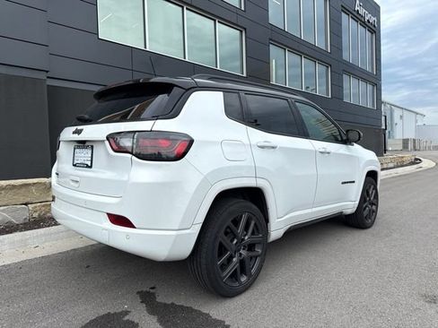 Used 2025 Jeep Compass Limited w/ Driver Assist Group I AWD/4WD image 3