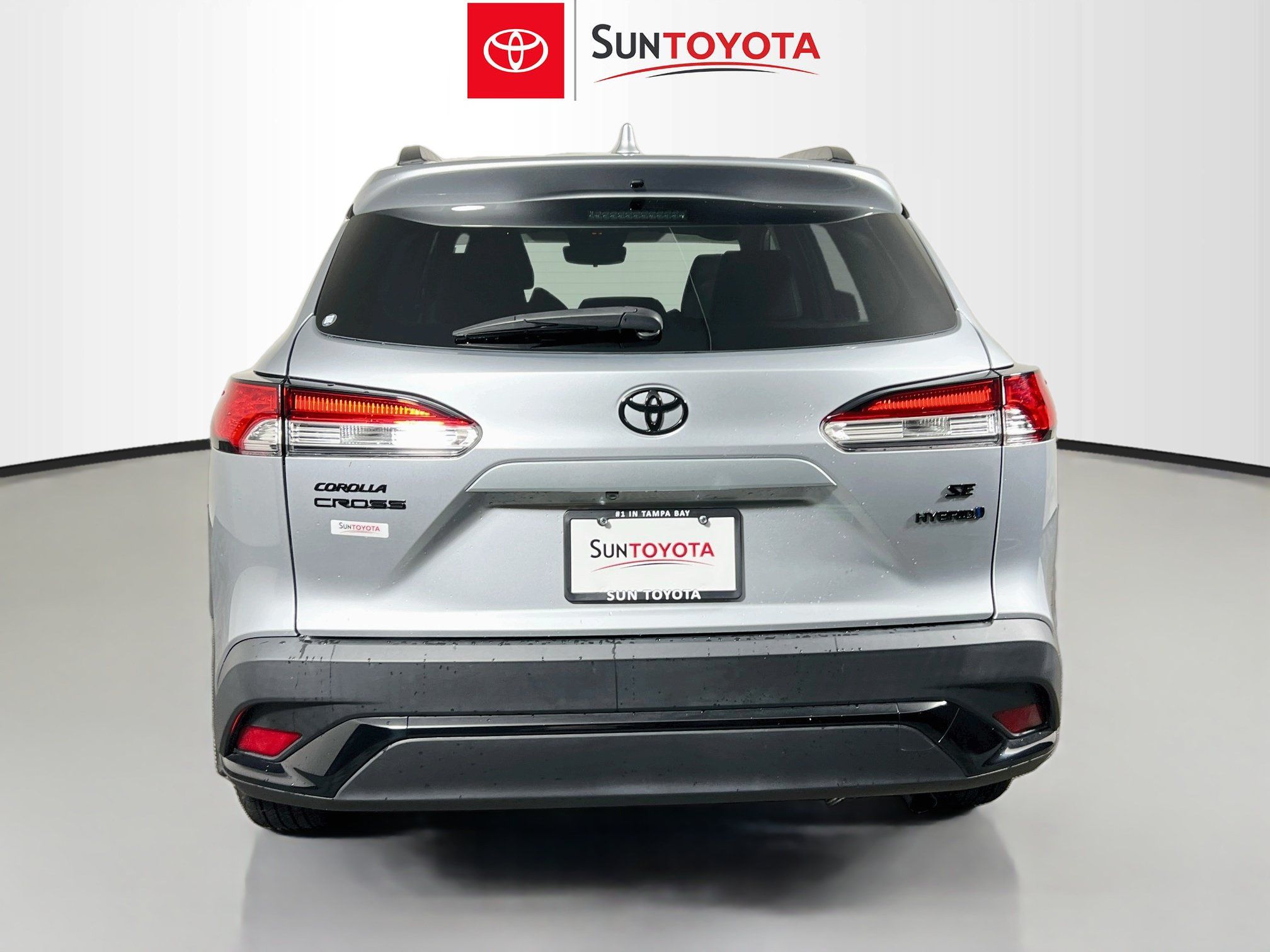 Used 2024 Toyota Corolla Cross AWD Hybrid image 5
