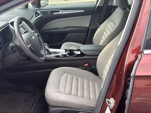 Used 2015 Ford Fusion S FWD image 12