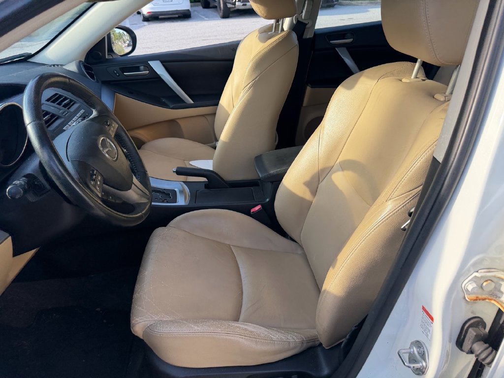 Used 2010 MAZDA MAZDA3 s Grand Touring FWD image 10