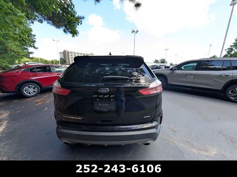 Used 2024 Ford Edge Titanium AWD/4WD image 4