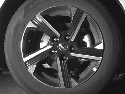 Used 2025 Nissan Sentra SV image 13