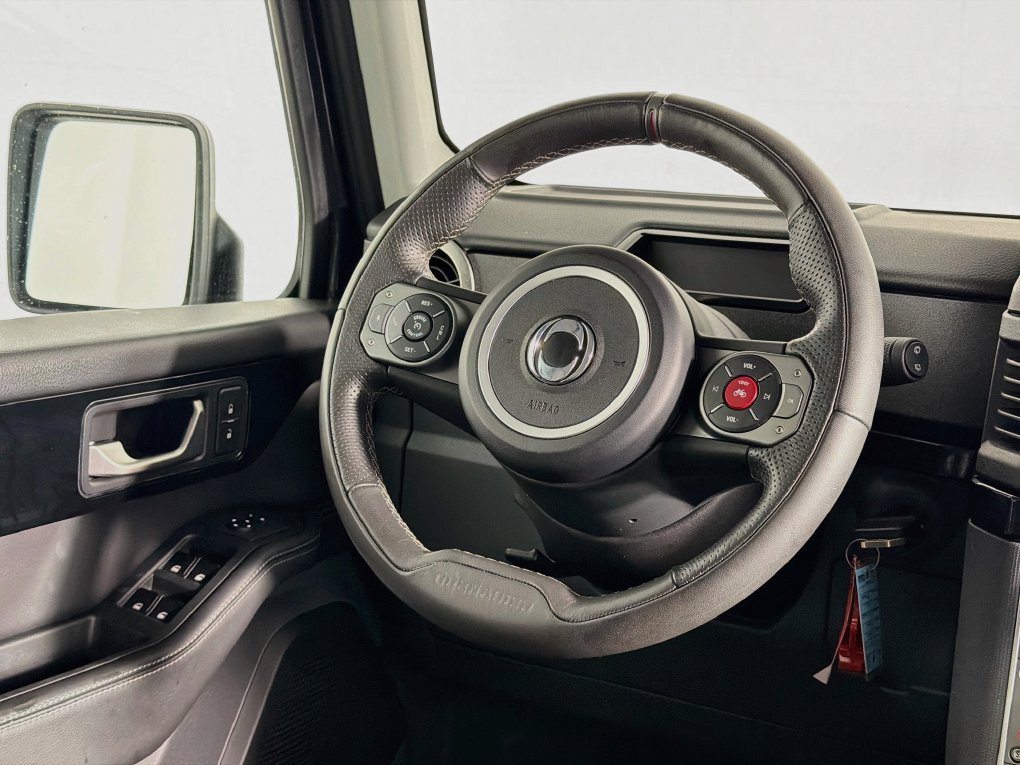 Used 2024 INEOS Grenadier Station Wagon AWD/4WD image 33
