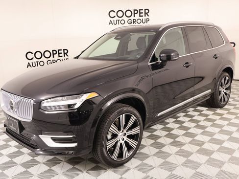 Used 2025 Volvo XC90 B6 Ultra w/ Protection Package Premier AWD/4WD image 11