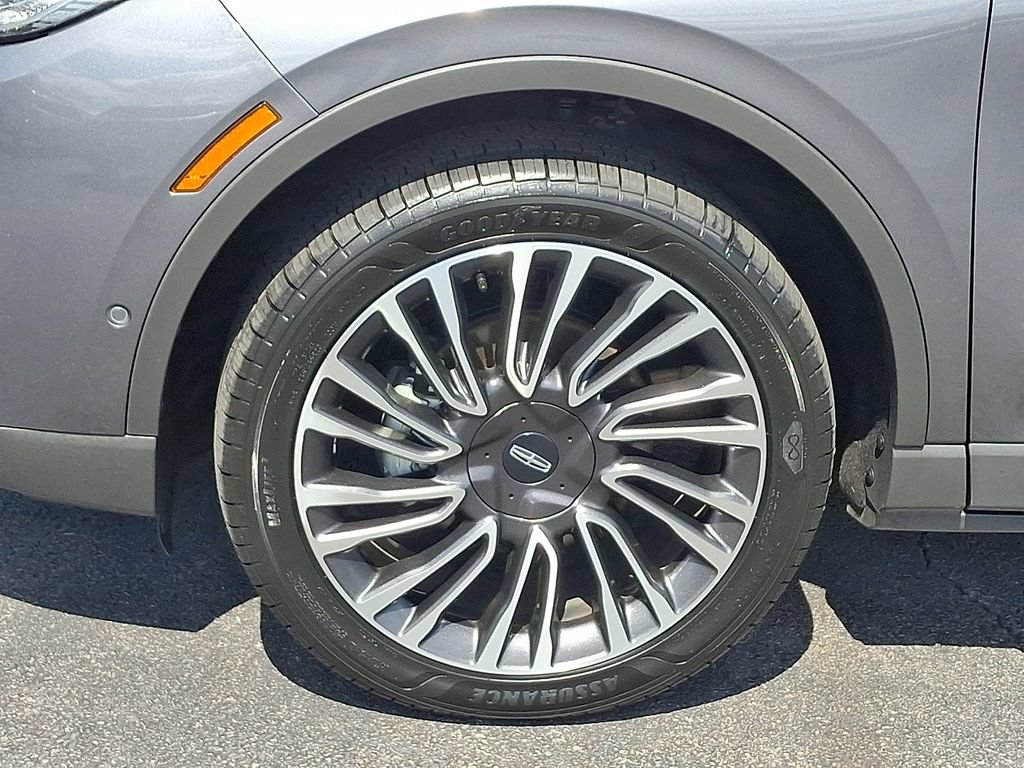 Certified 2022 Lincoln Corsair Reserve w/ Equipment Group 201A AWD/4WD image 8