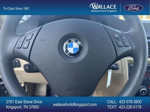 Used 2010 BMW 328i Sedan RWD image 16