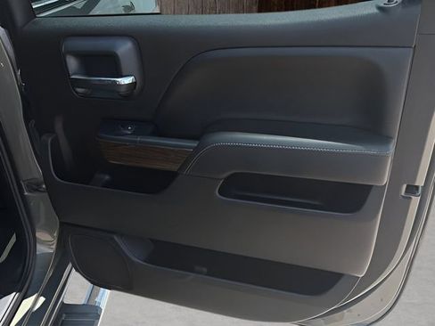 Used 2018 GMC Sierra 3500 Denali w/ Duramax Plus Package AWD/4WD image 12