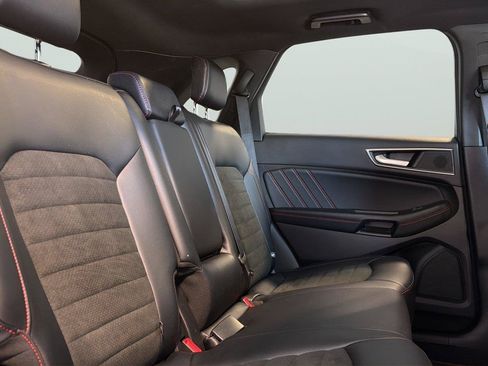 Certified 2023 Ford Edge ST-Line AWD/4WD image 15