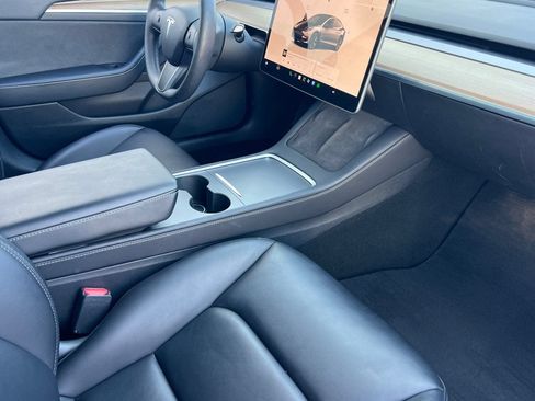 Used 2022 Tesla Model 3 Long Range AWD/4WD image 20