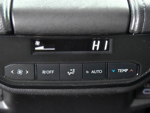 Used 2025 Toyota Grand Highlander AWD image 44