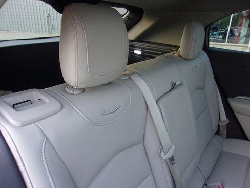 Used 2019 Cadillac XT4 Luxury w/ Cold Weather Package image 24