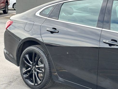Used 2024 Chevrolet Malibu LT w/ Midnight Edition FWD image 3