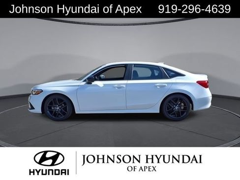 Used 2022 Honda Civic Sport image 3