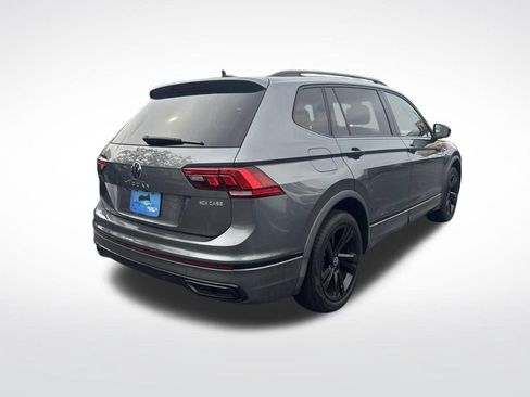 Used 2023 Volkswagen Tiguan SE R-Line FWD image 5