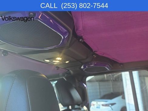 Used 2020 Jeep Wrangler Unlimited Sahara w/ Dual Top Group AWD/4WD image 12