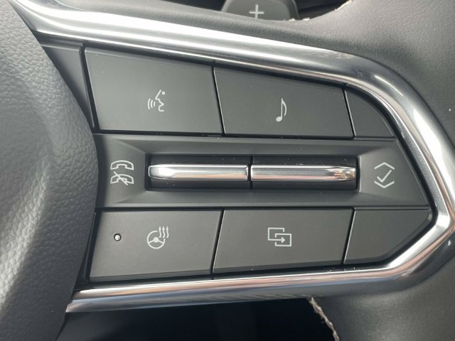 New 2027 Chevrolet Traverse Z71 w/ Enhanced Driving Package AWD/4WD image 16