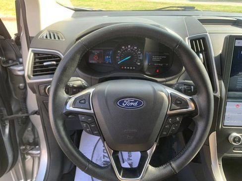 Used 2024 Ford Edge SEL image 15
