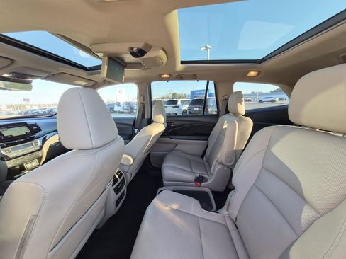 Used 2022 Honda Pilot Elite image 38