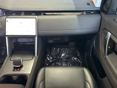 Used 2025 Land Rover Discovery Sport S AWD/4WD image 18