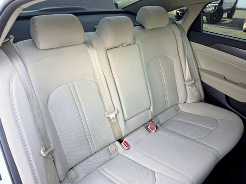 Used 2017 Hyundai Sonata Sport FWD image 18