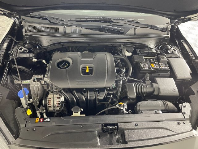 Certified 2023 Kia Forte LXS w/ LXS Technology Package FWD image 21