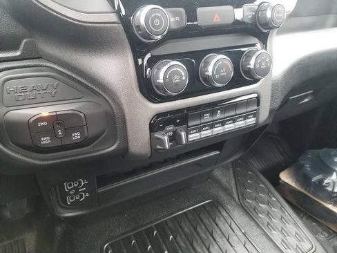 Used 2026 RAM 3500 Tradesman AWD/4WD image 9