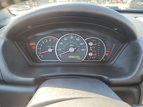 Used 2004 Mitsubishi Endeavor XLS AWD/4WD image 11