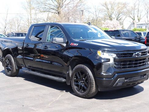 Used 2024 Chevrolet Silverado 1500 RST AWD/4WD image 5
