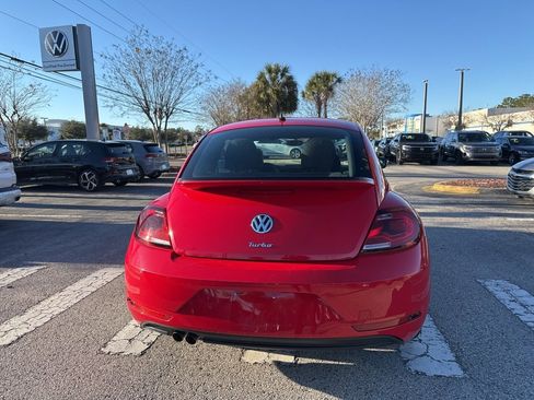 Used 2019 Volkswagen Beetle 2.0T S image 7
