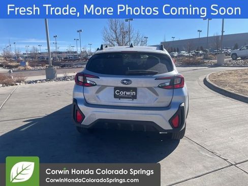 Used 2024 Subaru Crosstrek 2.0i Premium image 6