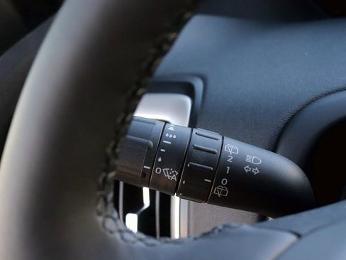 New 2025 Ford Expedition Active image 29