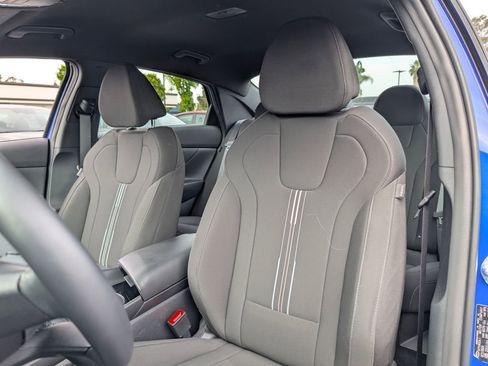 Certified 2025 Hyundai Elantra SEL w/ Cargo Package FWD image 13