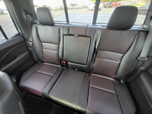Certified 2023 Honda Ridgeline Black Edition image 13