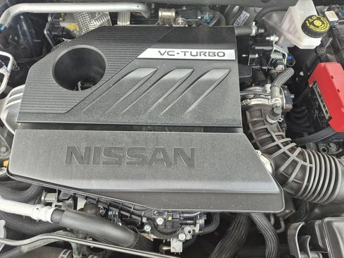 Used 2025 Nissan Rogue SV AWD/4WD image 17