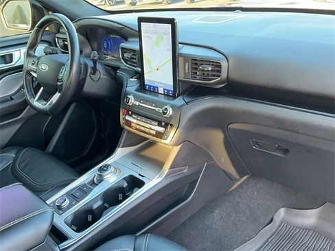 Used 2020 Ford Explorer ST w/ Premium Technology Package image 22