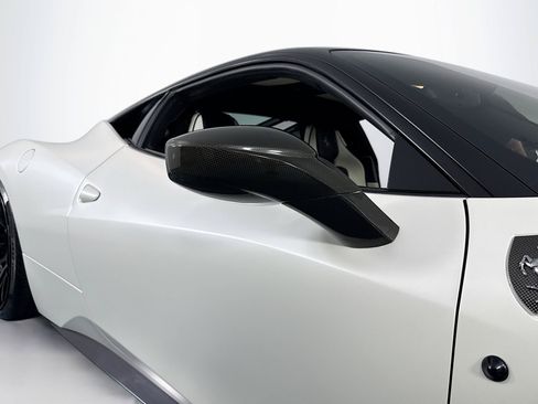 Used 2010 Ferrari 458 Italia Coupe RWD image 46
