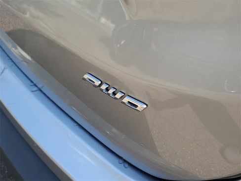 Used 2023 Ford Edge Titanium image 8