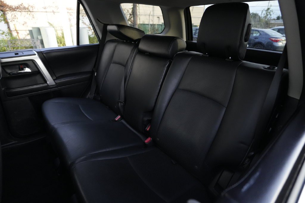 Used 2016 Toyota 4Runner Limited AWD/4WD image 23