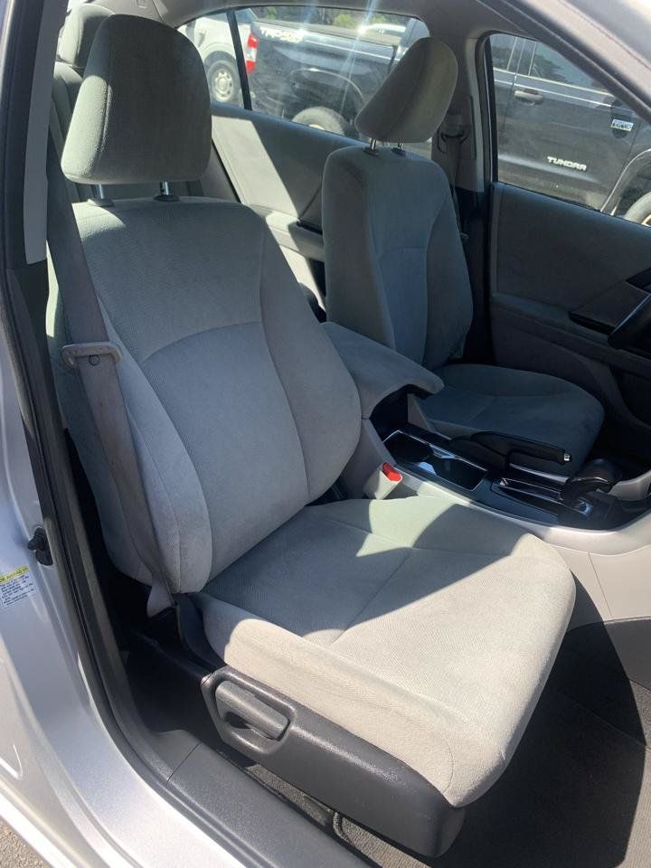 Used 2013 Honda Accord LX image 9