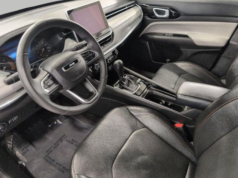 Used 2023 Jeep Compass Limited AWD/4WD image 9