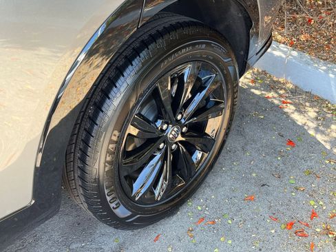 Used 2025 Buick Envista Sport Touring image 30