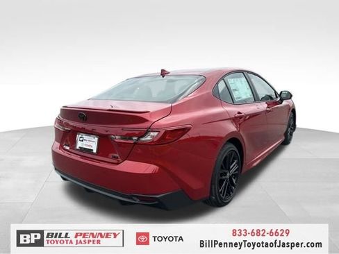 New 2026 Toyota Camry SE image 5