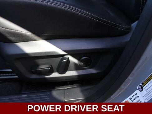 Used 2023 Nissan Rogue SL AWD/4WD image 3